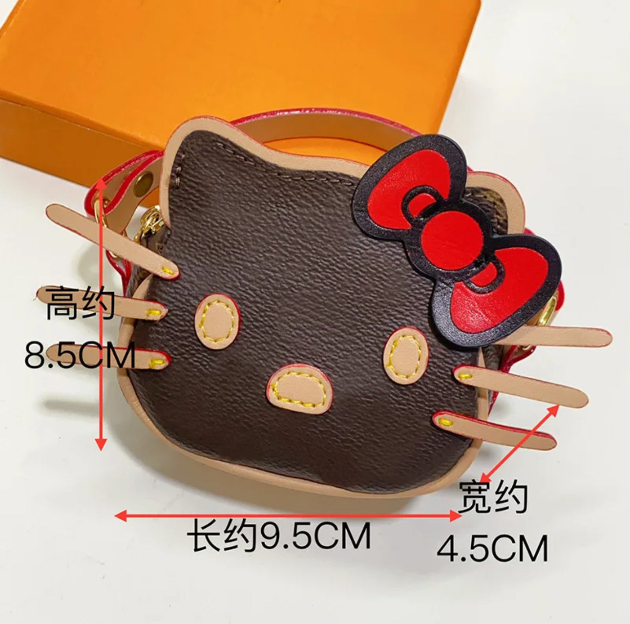 Hello Kitty crossbody