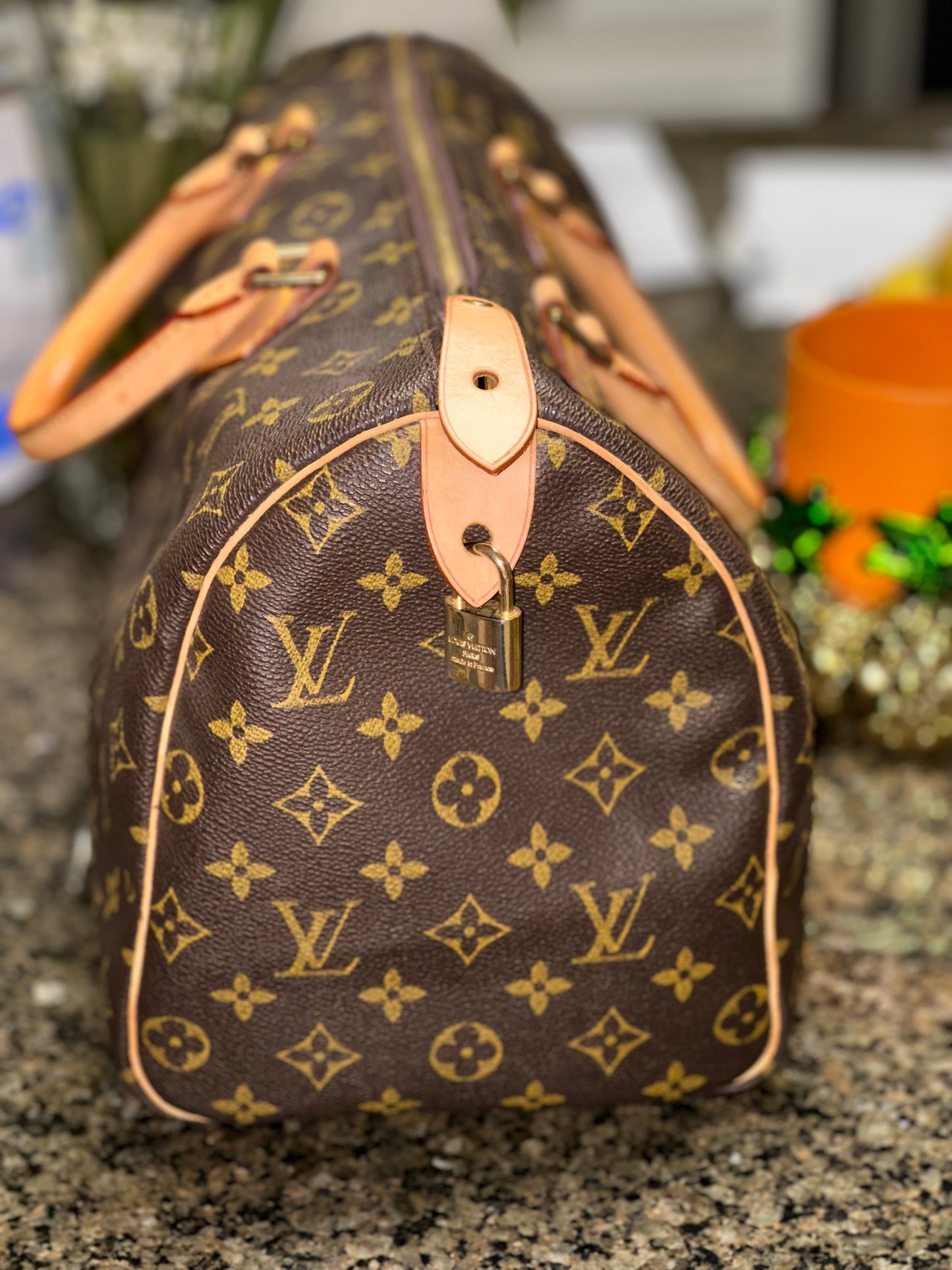 Authentic Pre-loved Monogram speedy 30